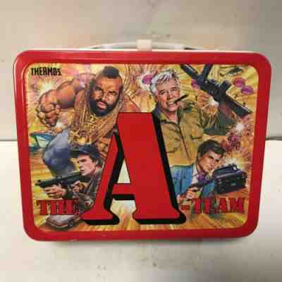 A team vintage lunch box