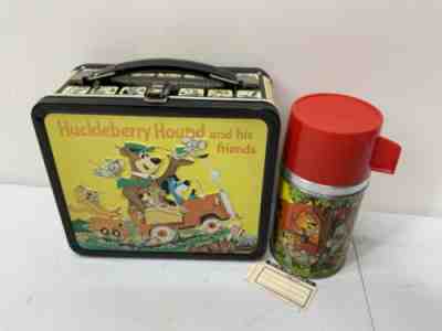 Yogi Bear and Friends Metal outlet Lunchbox