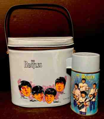 1965 BEATLES Vintage NEMS The Beatles Blue Vinyl Original Lunchbox Aladdin