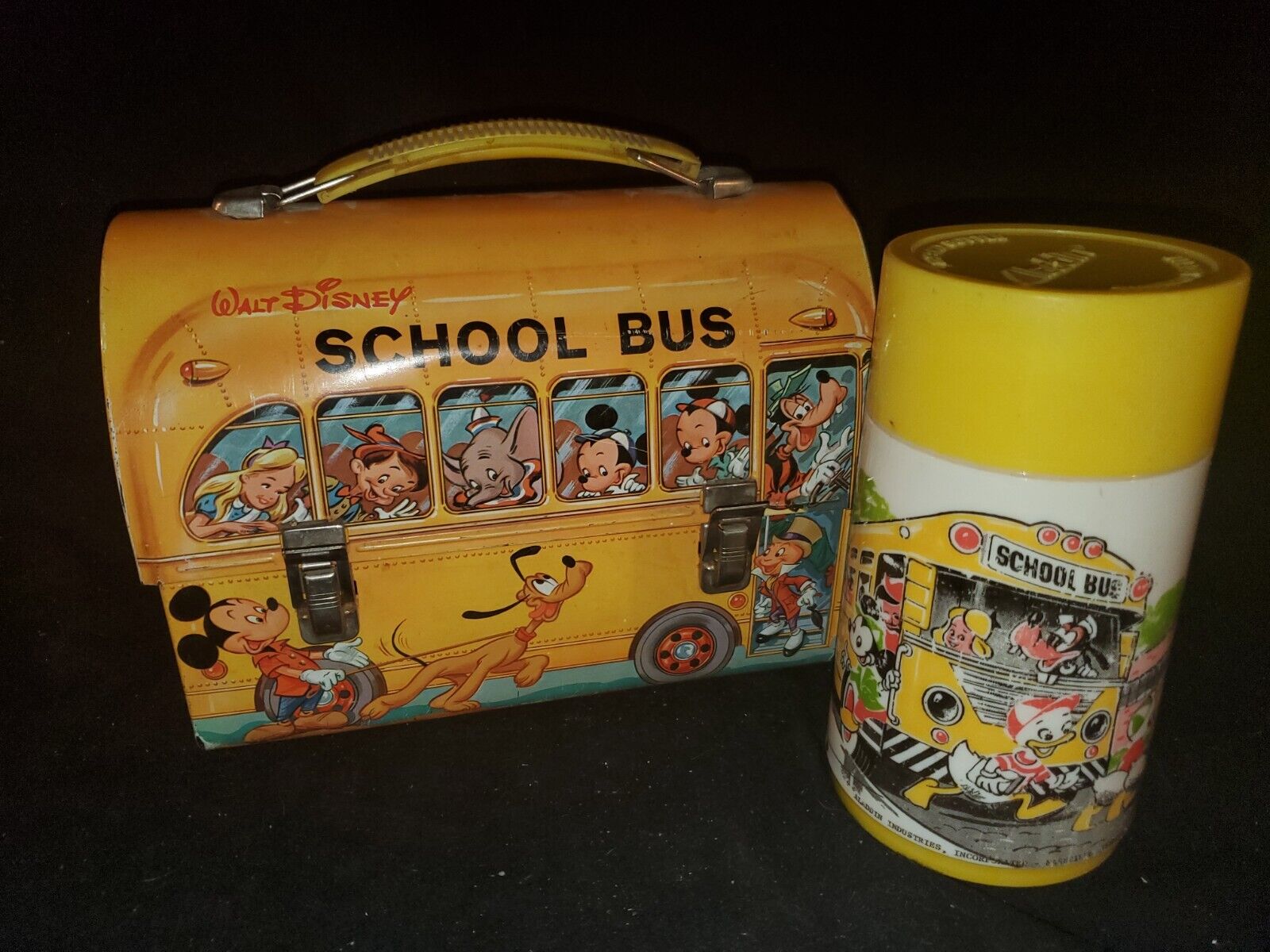 Vintage WALT DISNEY SCHOOL BUS LUNCH BOX - 1960s Aladdin Industries with Thermos