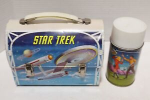 Vintage 1968 Star Trek Lunchbox with Thermos - Excellent Condition