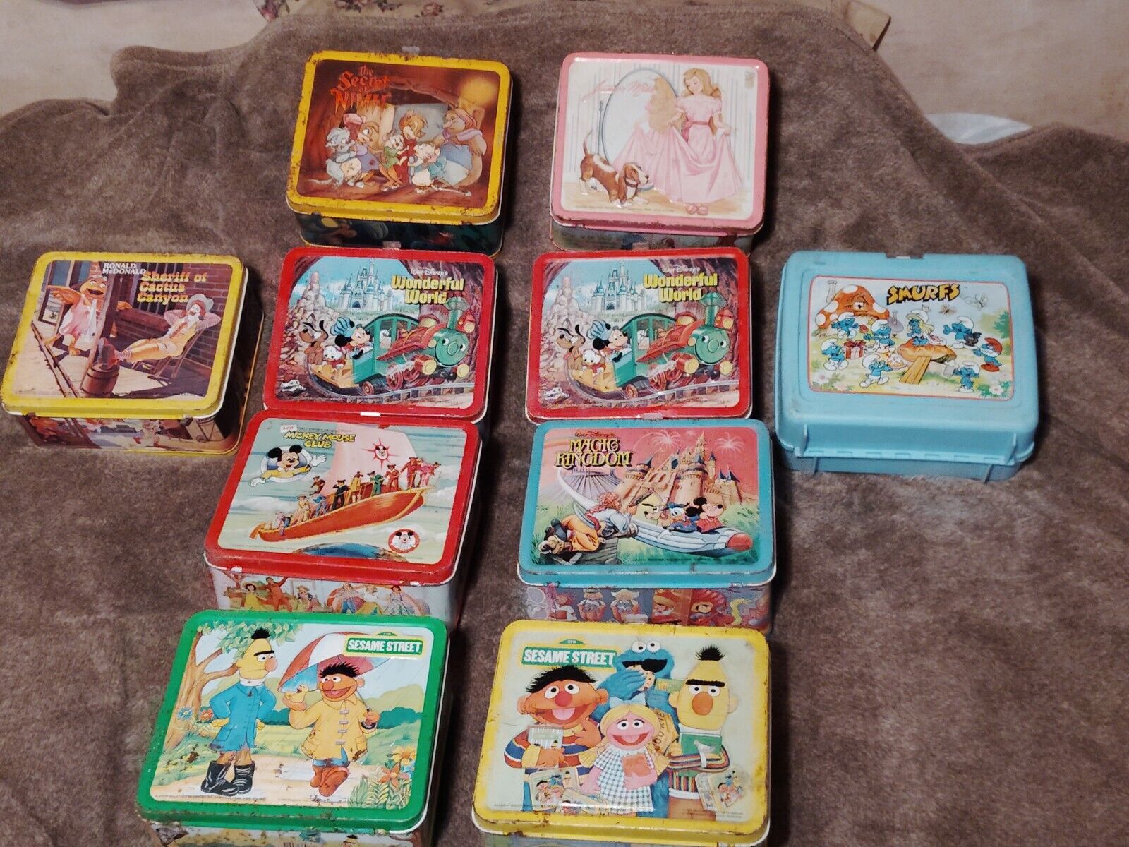 vintage metal lunch box lot