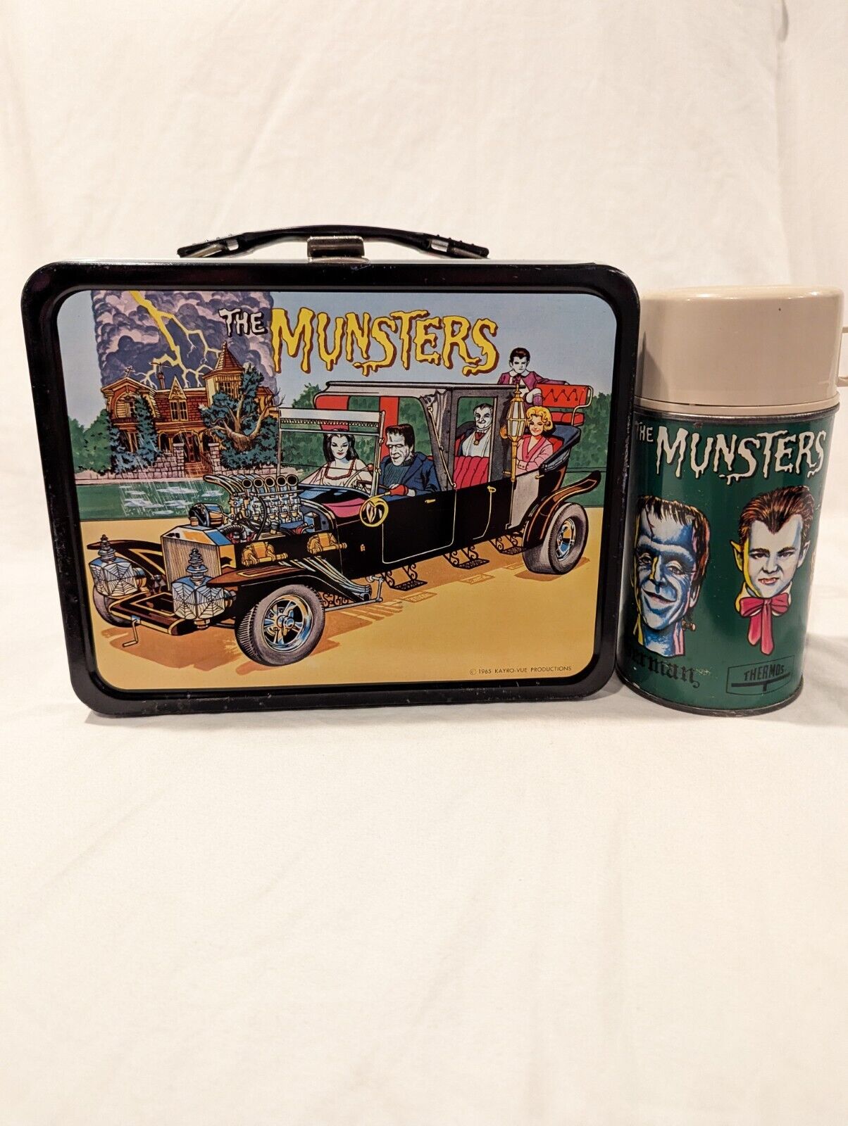 Vintage 1965 Rare The Munsters Collectible Metal Lunchbox With Thermos Excellent