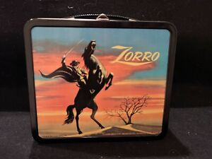 New Listing1958's Zorro Vintage Metal Lunchbox with thermos - Aladdin Industries -Near Mint