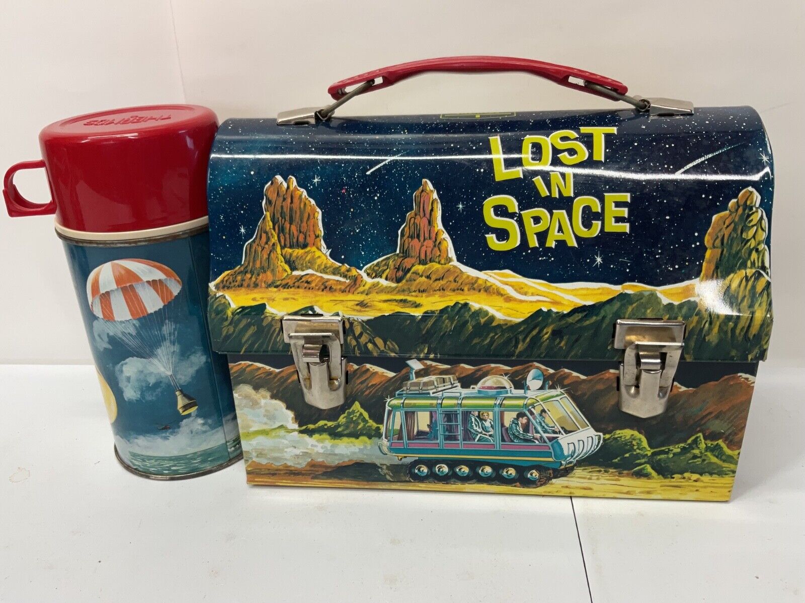 VINTAGE LOST IN SPACE LUNCHBOX AND THERMOS - UNUSED!!