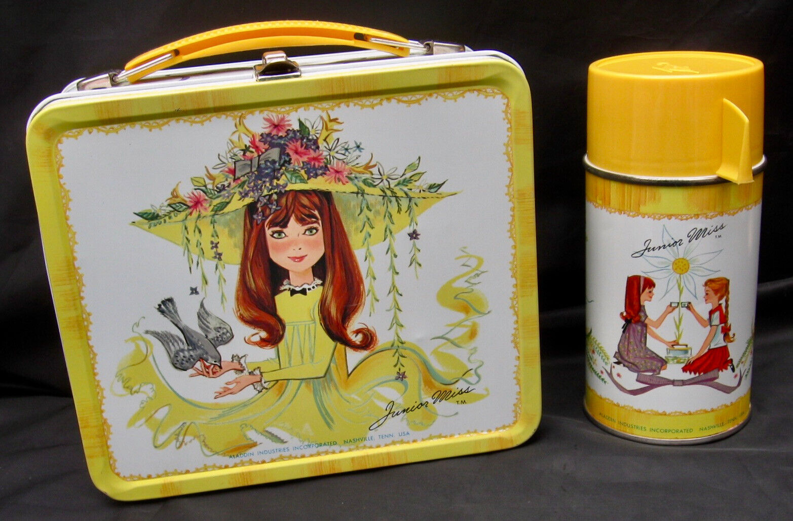 Vintage JUNIOR MISS Lunchbox & Thermos - Miss She Shed (1966) C-9 Minty & Cute!