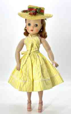 Madame Alexander Vintage Elise in RARE 1958 Cabana Set MINTY & Complete w/ HAT