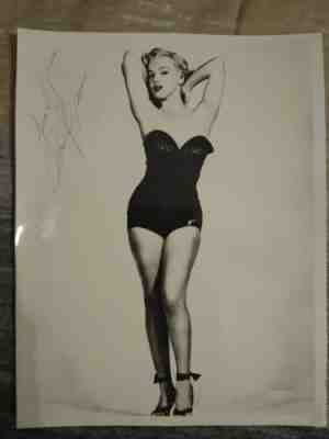 vintage original rare Marilyn Monroe  autograph photos  