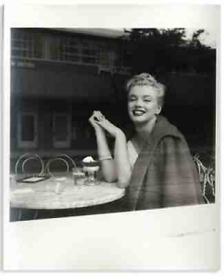 Marilyn Monroe Photo Taken by Andre de Dienes 8