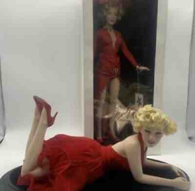 Set of 2 Franklin Mint Marilyn Monroe Collectible Dolls comes With Stands