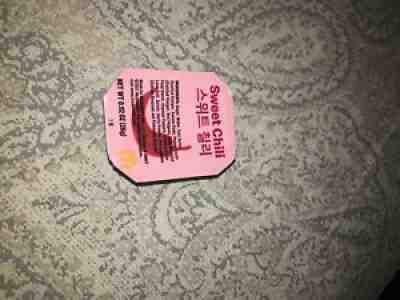 pink bts sweet chili mcdonalds sauce