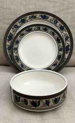 Mikasa Intaglio Arabella 4 Dinner, Salad & Bowls + Platter, Oval Veggie, Lg Bowl