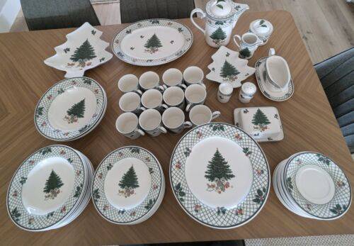 Mikasa Heritage Christmas Story - Complete 12 piece Setting