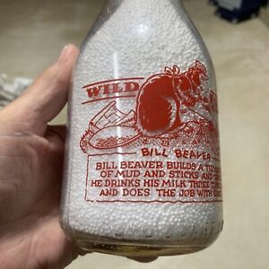 TRPQ FARMERS FAIRFIELD READING PA WILD FOLK BILL BEAVER Milk Dairy Bottle