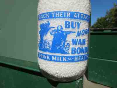 BUY MORE WAR BONDS WWII 1944 Milk Bottle Behm's Dairy Grayslake, Illinois ILL