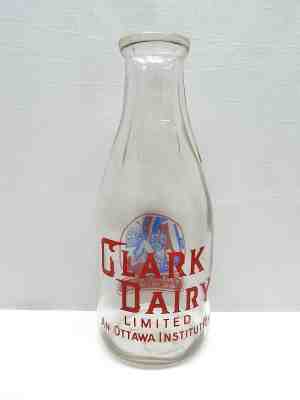 Rare 1940s WW2 Clark Dairy Ottawa ACL Milk Bottle *There'll Always Be An England