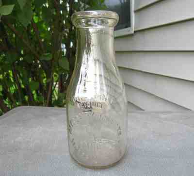 Vintage Pint Milk Bottle - Hays Dairy Products Buy War Bonds Waterman Illinois