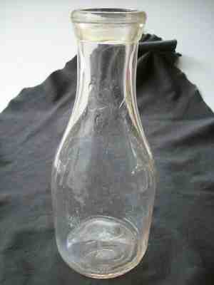 Vintage Antique HARBISON'S DAIRY Quart Dairy Milk Bottle Coral St Philadelphia