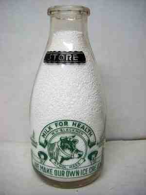 1952 HIGHLAND DAIRY Green Pyro 'Ten-Pin' STORE Quart Milk Bottle - Athol, Mass.