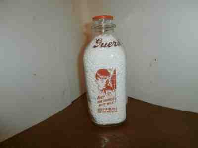 Guers Dairy Quart milk bottle, Tumbling Run, Pa Old King Cole Nursery Rhyme RARE