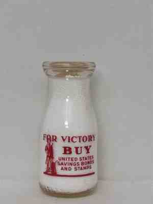 TRPHP Milk Bottle Richmond Dairy Richmond VA 1943 WWII WW2 WAR SLOGAN MINUTEMAN