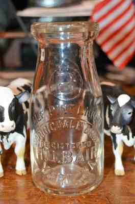 TREHP MILK BOTTLE SPRINGDALE DAIRY H.D. BAIR YORK PA EXCELLENT