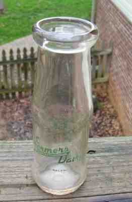 Vintage Farmers Co-Operative Half-Pint Milk Bottle WINSTON SALEM, N.C.