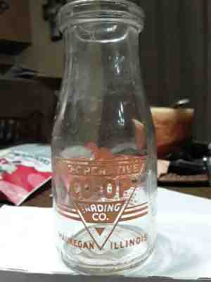 Co-Op Dairy H Pint Milk Bottle Waukegan, IL Orange ACL Bill Beaver Wild Folk Pic