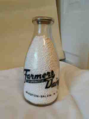 Vintage Milk, Farmers Dairy, Winston-Salem, NC. Short Rd,Qt, Black ACL