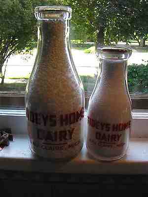 Eau Claire, Mich. Tideys Home Dairy Milk Bottles Quart Pint pair red pyro COW