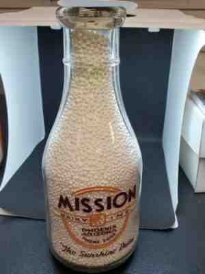 MISSION RANCH Phoenix Arizona Milk bottle 1qt  The sunshine Dairy RARE 