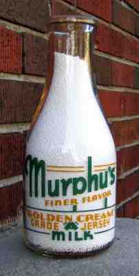 TRPQ MURPHY'S FINER FLAVOR GOLDEN CREAM JERSEY MEXIA BROWNWOOD TEXAS MILK BOTTLE