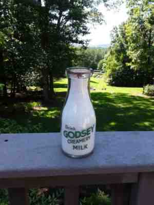 Bristol, VA Milk Bottle - Godsey Creamery Pyro Pint