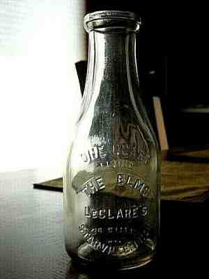 1930's LECLARE Starville MICHIGAN Mich. MI. Quart dairy milk bottle PORT HURON