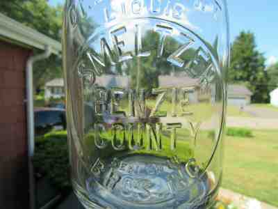 TREQ Milk Bottle Smeltzer Bros Dairy Farm Elberta MI BENZIE COUNTY 