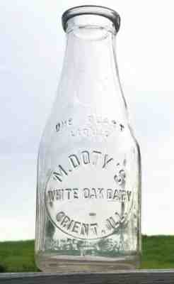 Extremely RARE! M. Doty's White Oak Dairy Orient Illinois ILL Quart Milk Bottle