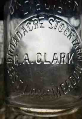 Broadacre Stock Farm G. A. Clark East Longmeadow Massachusetts Quart Nice