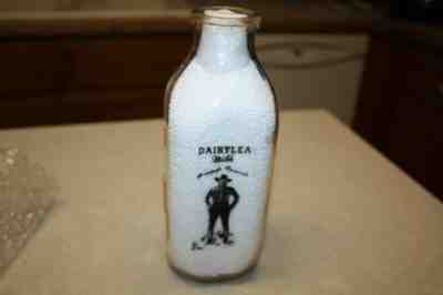 Vintage Hopalong Cassidy Dairylea One Quart Glass Milk Bottle.. two colors 