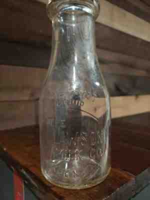 VINTAGE 1952 THE LAWSON MILK CO. EMBOSSED GLASS 1 PINT MILK BOTTLE ...