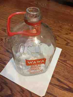 WAWA DAIRY FARMS Duraglas 1 gallon milk bottle 1961 Turner Wescott