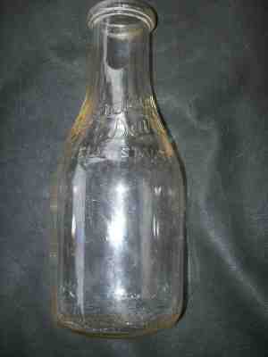 Vintage BROADACRE DAIRIES POWELL STA TENN WEIGLES  SONS Quart Dairy Milk Bottle 