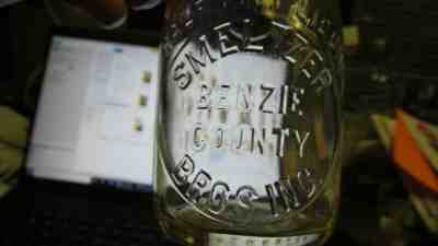 Elberta, Mich. Smeltzer Bros. Dairy BENZIE COUNTY REHP Milk Bottle MICHIGAN MI