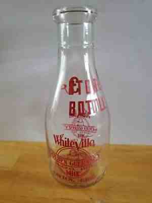 3Â¢ Store Bottle White Villa Golden Guernsey Milk Dayton Ohio Red Pyro 1 qt ACL