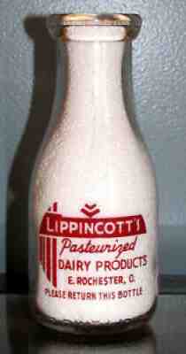 LIPPINCOTT'S DAIRY E. ROCHESTER OHIO AMERICA FIRST ALWAYS LAST WAR SLOGAN BOTTLE