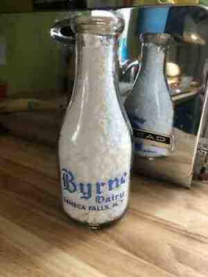 Quart Pyro Milk Bottle Byrne Dairy SENECA FALLS NEW YORK NY