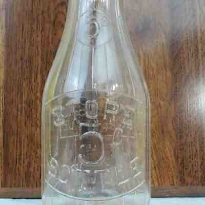 Antique Universal Store Glass Bottle 5 cents 1914 Quart Milk Liquid Bottle