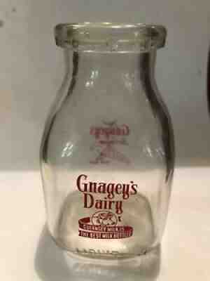 VINTAGE GNAGEYâ??S DAIRY HALF PINT RED PYRO MILK BOTTLE