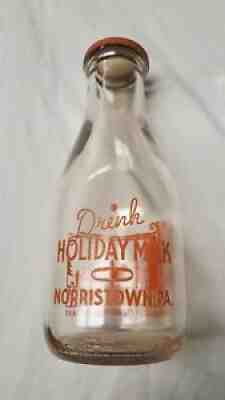 Quart Pyro Christmas Holiday Farm Dairy Norristown Pa Pennsylvania Milk Bottle