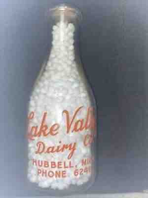 LAKE VALLEY DAIRY CO Hubbell, MI Mich Michigan quart milk bottle