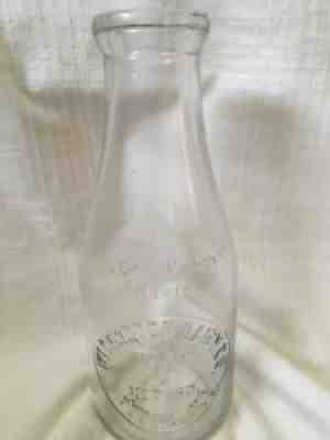 Vintage Quart Milk Bottle Washington Dairy Co. Peoria Illinois 1924